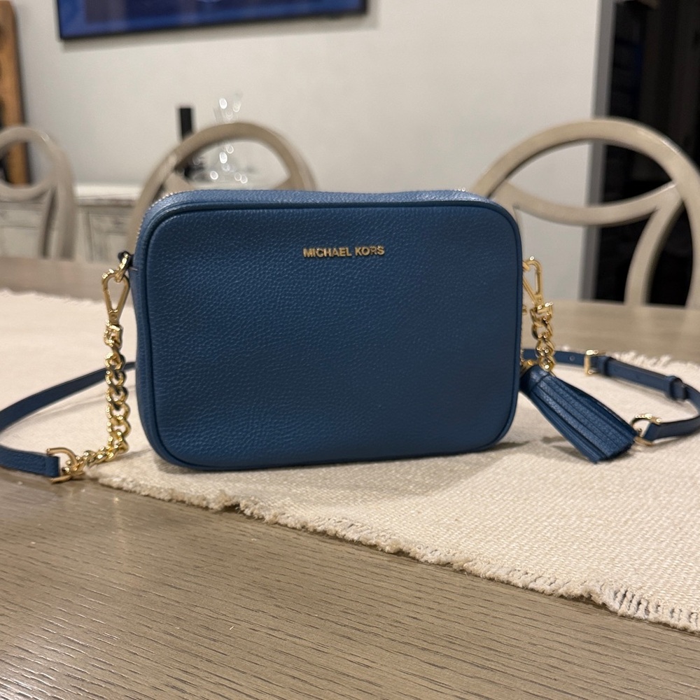 Michael Kors Jet Set Camera Bag